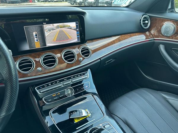 2017 MERCEDES-BENZ E