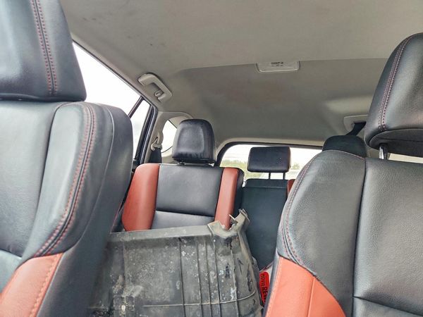 2015 TOYOTA RAV4 Limited (G Grade) — SUVN