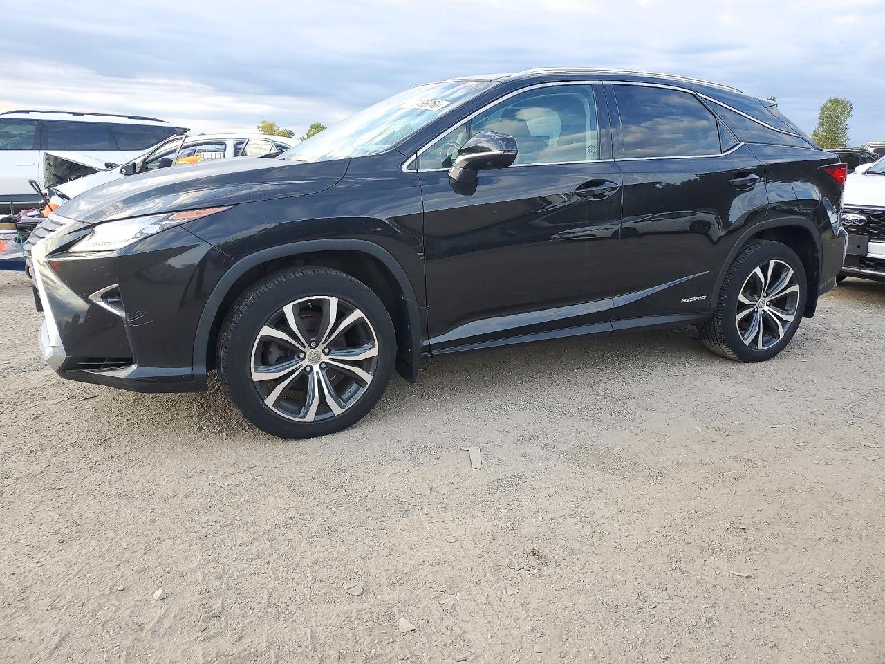 2016 LEXUS RX450 450h — Front 3/4