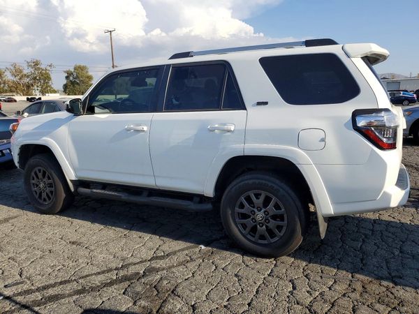 2022 TOYOTA 4RUNNER SR5 — DSRA