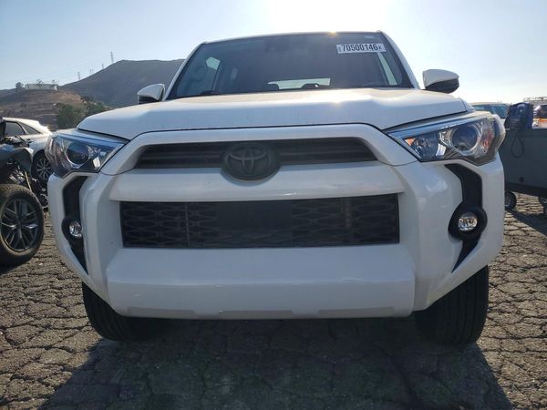 2022 TOYOTA 4RUNNER SR5 — DIRF