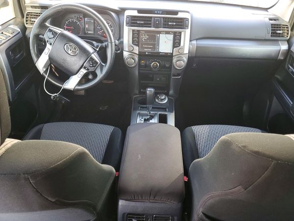 2022 TOYOTA 4RUNNER SR5 — CKPT