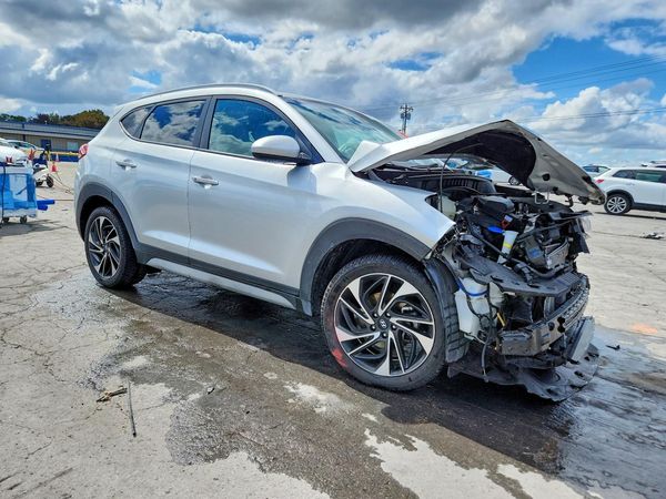 2019 HYUNDAI TUCSON — Passenger 3/4