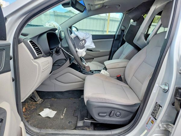 2019 HYUNDAI TUCSON — DENT