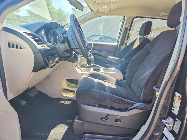 2014 DODGE GRAND CARAVAN SXT — DENT