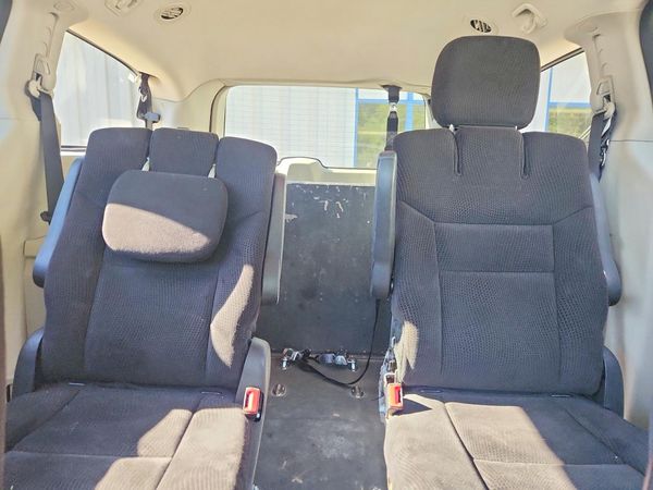 2014 DODGE GRAND CARAVAN SXT — SUVN