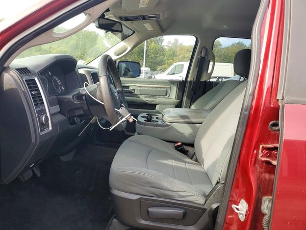 2013 RAM 1500 SLT — DENT
