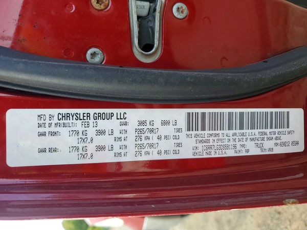 2013 RAM 1500 SLT — VINS