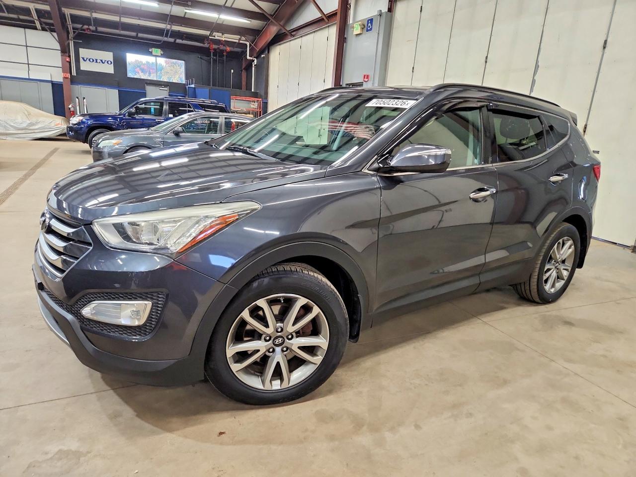 2016 HYUNDAI SANTA FE — Front 3/4