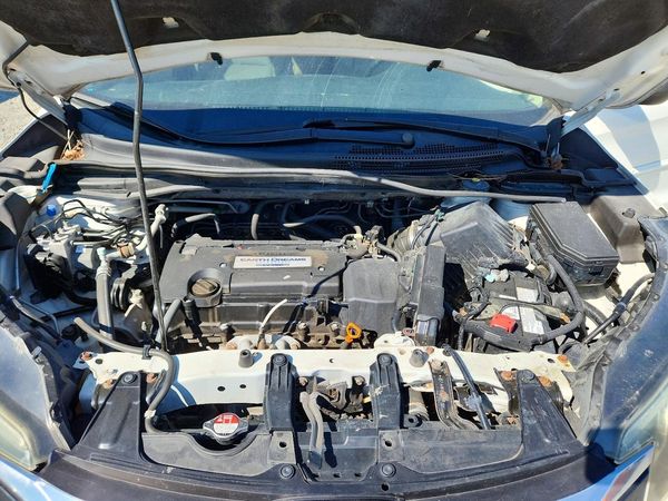 2015 HONDA CRV EX-L — Engine bay