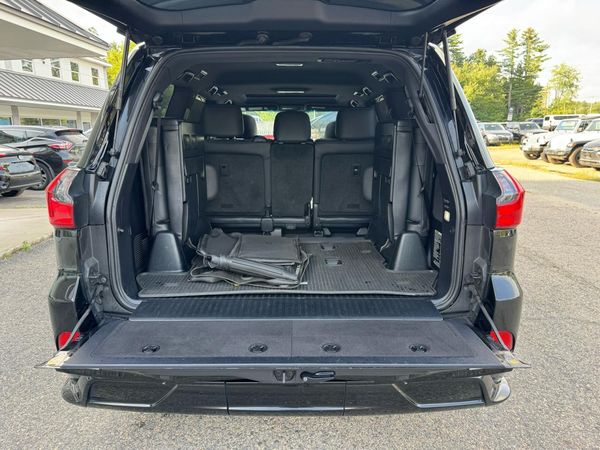 2020 LEXUS LX