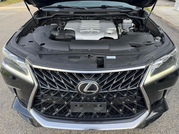 2020 LEXUS LX