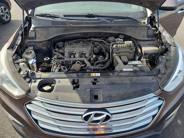 2015 HYUNDAI SANTA FE GL — Engine bay