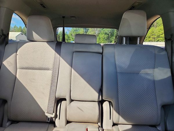 2019 TOYOTA HIGHLANDER LE/LE Plus — SUVN