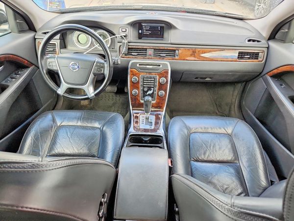 2012 VOLVO XC70 — CKPT