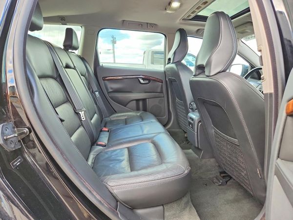 2012 VOLVO XC70 — PSRS