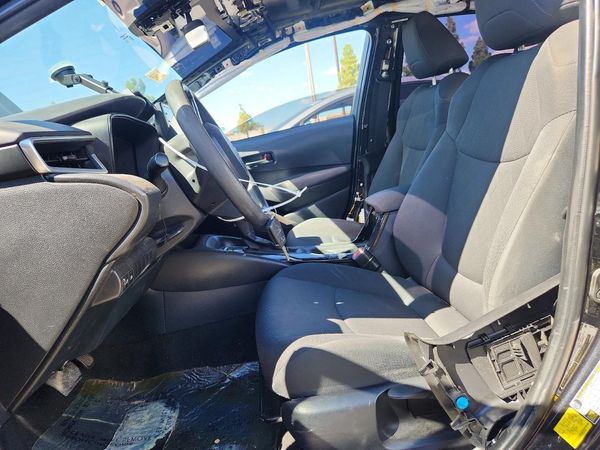 2022 TOYOTA COROLLA LE — DENT