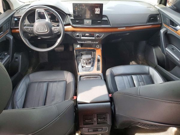 2021 AUDI Q5 quattro Premium Plus — CKPT
