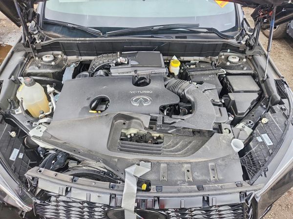 2025 INFINITI QX50 Sport — Engine bay
