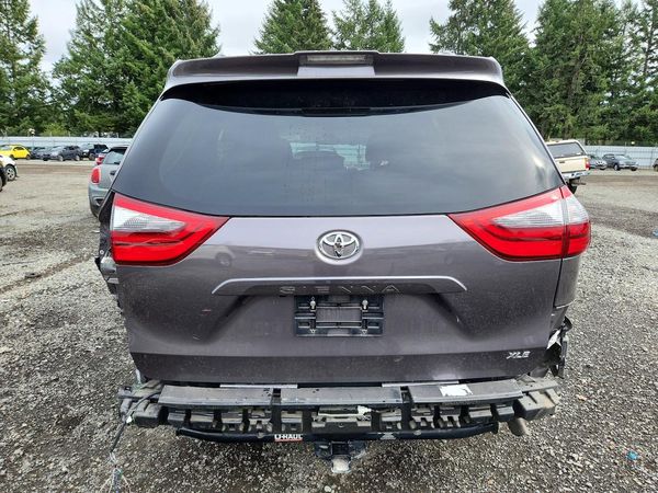 2020 TOYOTA SIENNA Q grade — DIRR