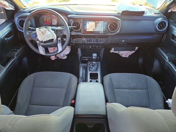 2019 TOYOTA TACOMA SR5 — CKPT