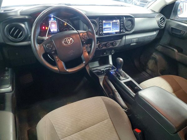 2022 TOYOTA TACOMA SR5 — CKPT