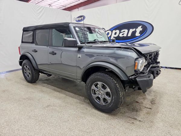 2026 FORD BRONCO Big Bend — Passenger 3/4