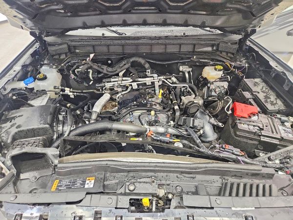 2026 FORD BRONCO Big Bend — Engine bay