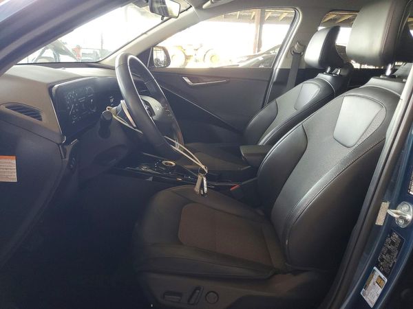 2023 KIA NIRO Wind — DENT