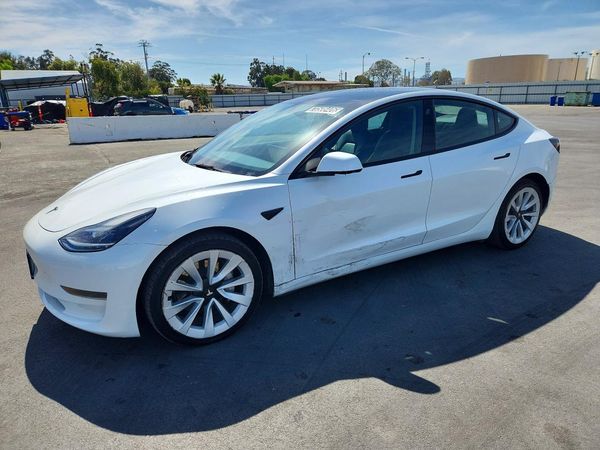 2022 TESLA MODEL 3 — Front 3/4