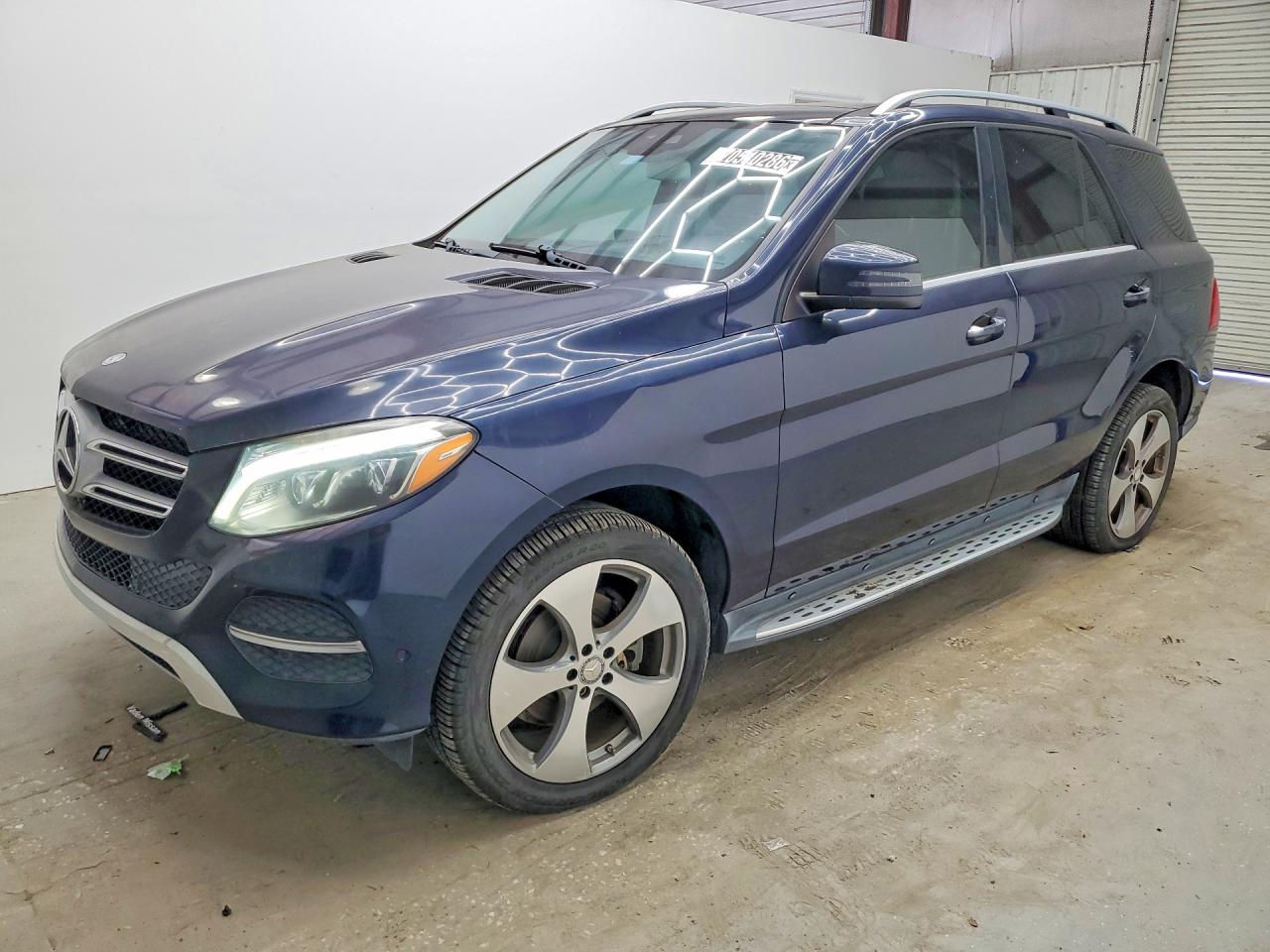 2016 MERCEDES-BENZ GLE GLE350 — Front 3/4