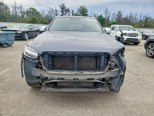 2018 VOLVO XC90 R-Design — DIRF
