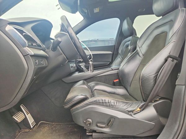 2018 VOLVO XC90 R-Design — DENT