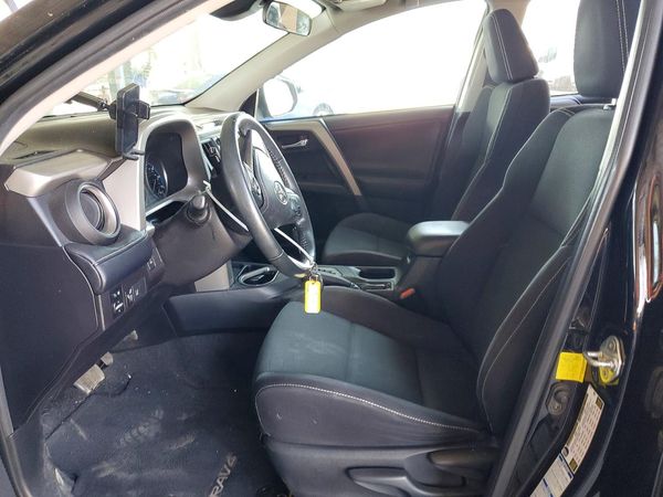 2018 TOYOTA RAV4 Adventure/XLE — DENT