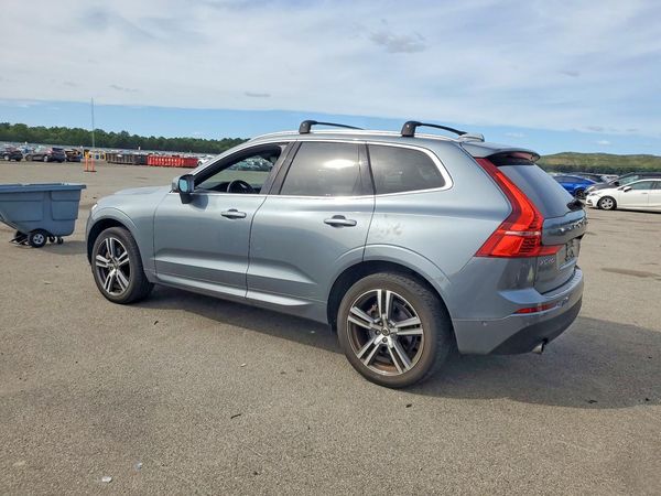 2018 VOLVO XC60 Momentum — DSRA
