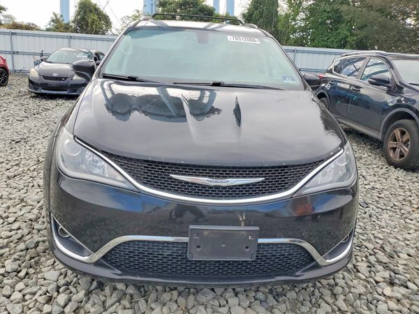 2017 CHRYSLER PACIFICA Touring L Plus — DIRF