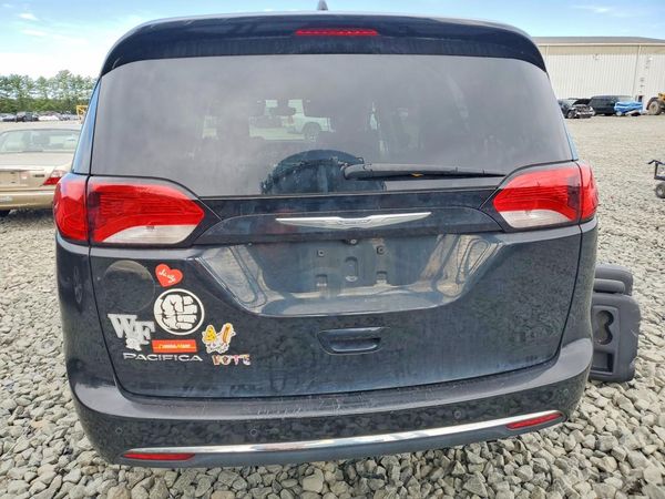 2017 CHRYSLER PACIFICA Touring L Plus — DIRR