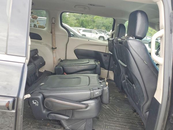 2017 CHRYSLER PACIFICA Touring L Plus — PSRS