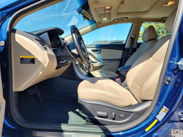 2014 HYUNDAI ELANTRA GLS (Middle) — DENT