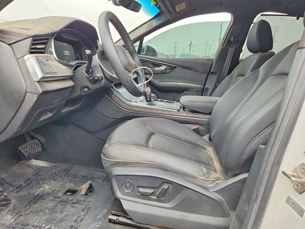 2023 AUDI Q7 — DENT