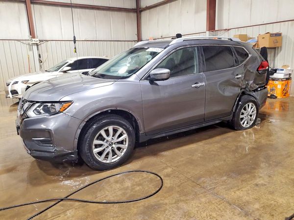 2018 NISSAN ROGUE — Front 3/4