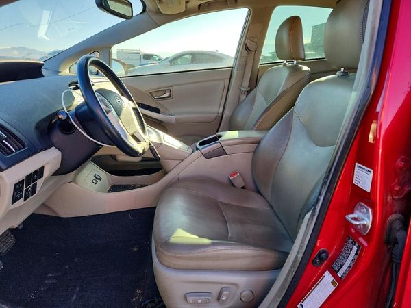 2014 TOYOTA PRIUS — DENT