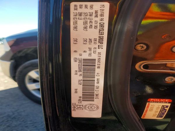 2013 RAM 1500 ST — VINS