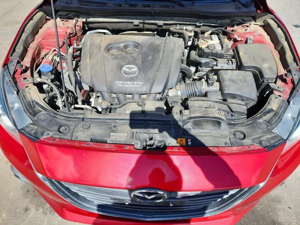 2015 MAZDA 3 Touring/GS — Engine bay