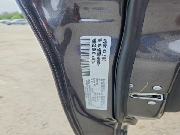 2021 JEEP CHEROKEE Altitude, Latitude Lux — VINS