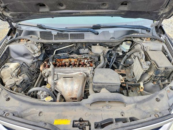 2013 TOYOTA VENZA — Engine bay