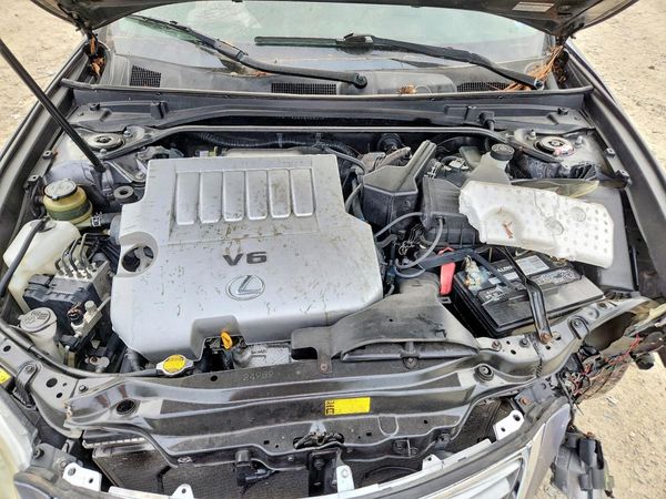 2012 LEXUS ES350 350 — Engine bay