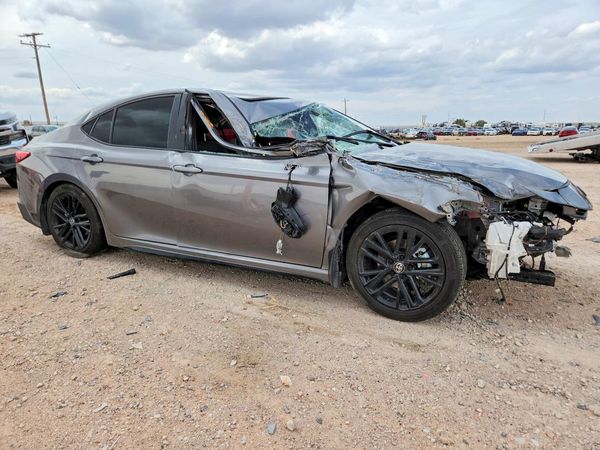 2026 TOYOTA CAMRY — Passenger 3/4