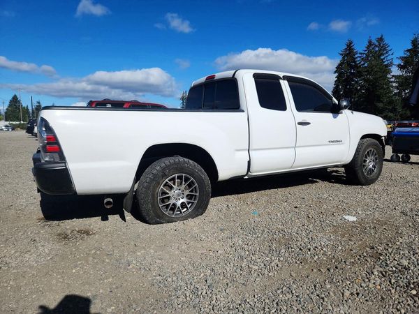 2014 TOYOTA TACOMA Delux Grade — PSRA