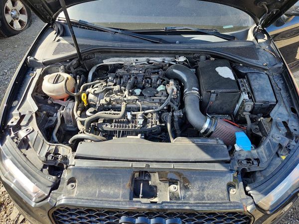 2015 AUDI A3 Premium Plus — Engine bay